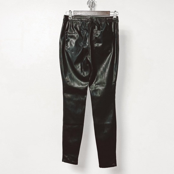 Blank NYC Vegan Leather Pull‎ On Holiday NYE Chic Skinny Ankle Pants Black - Picture 3 of 14